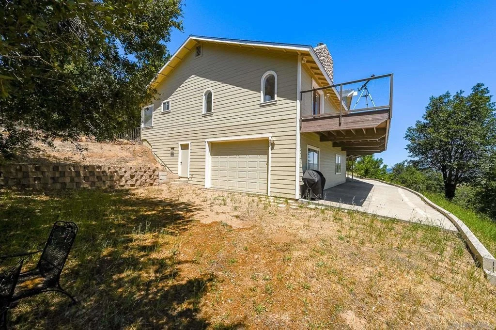 Photo of 1577 Oak Land