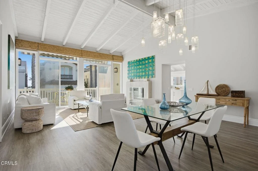 Photo of 1410 Marine Way