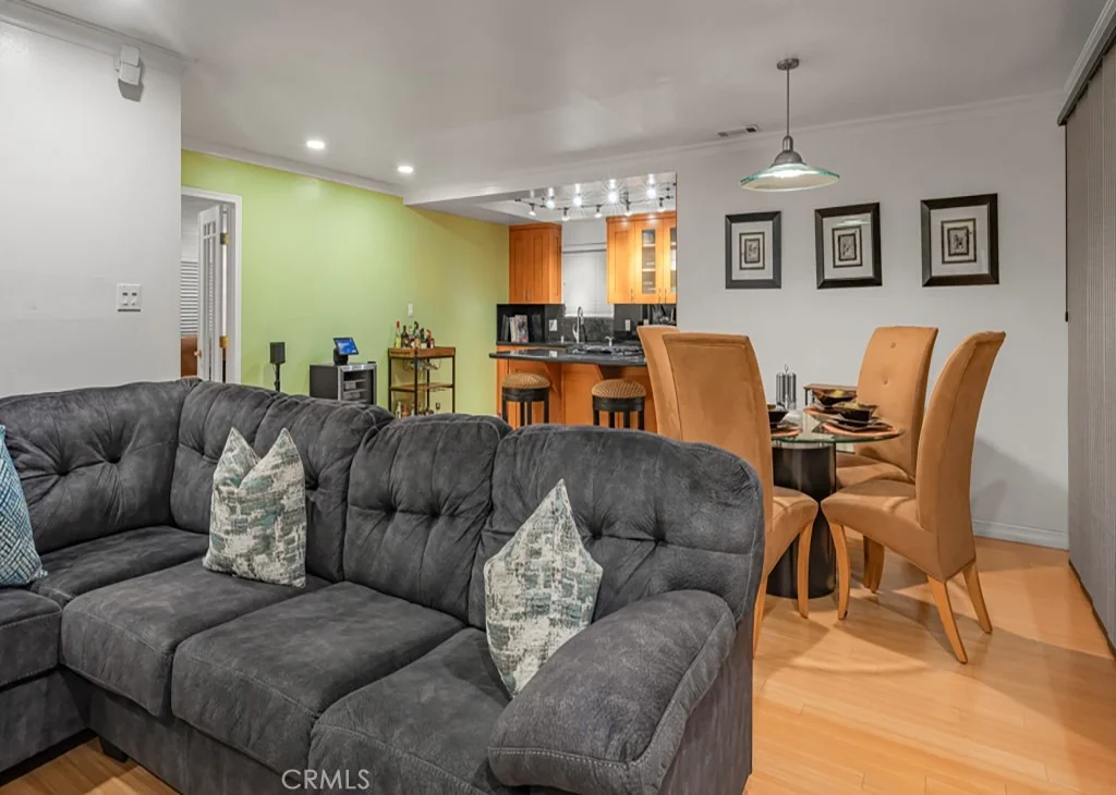 Photo of 18215 S Dalton Avenue