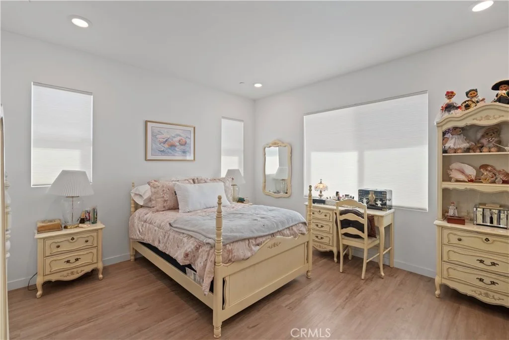 Photo of 3218 Garnet