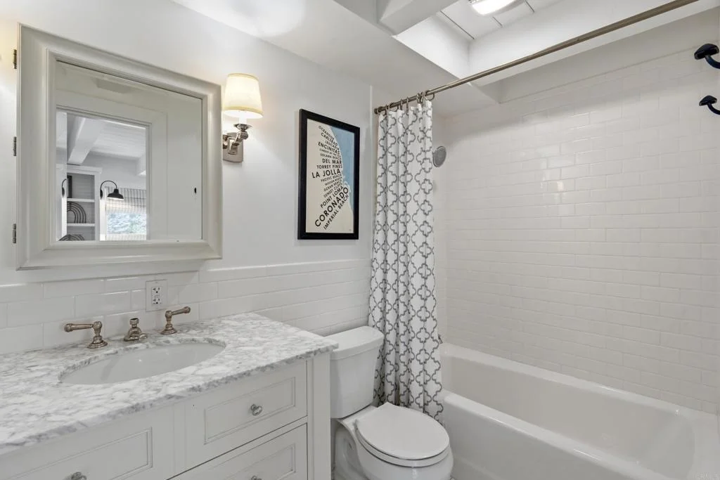 Photo of 1641 Crespo Drive