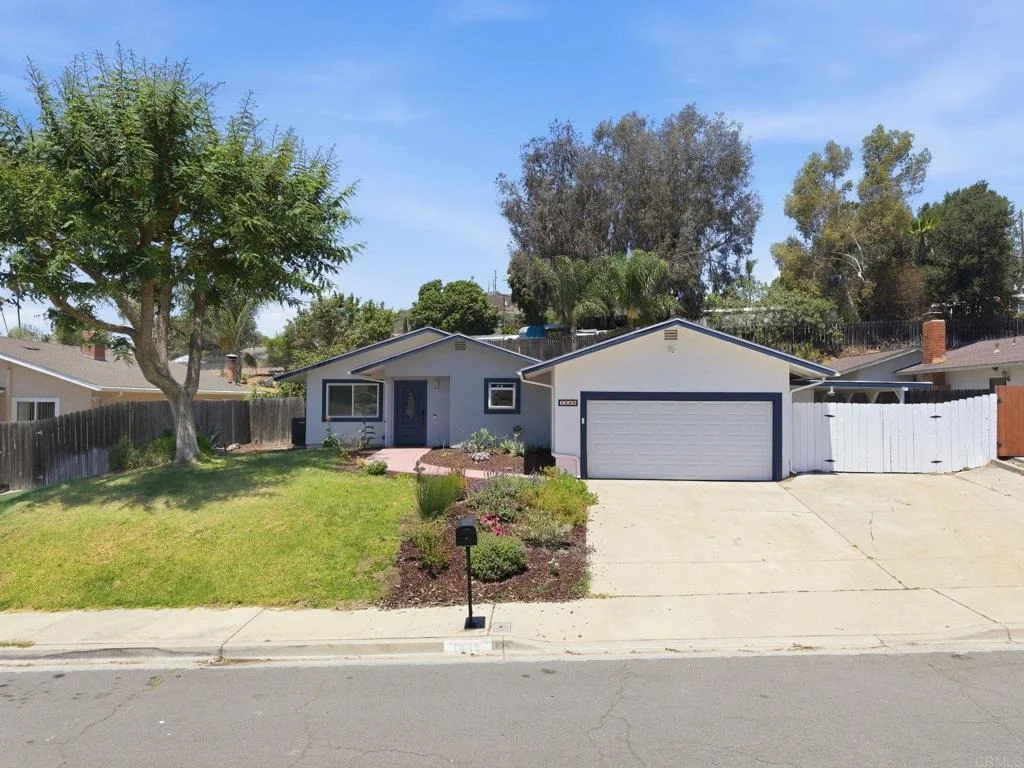 Photo of 1448 Esperanza Way