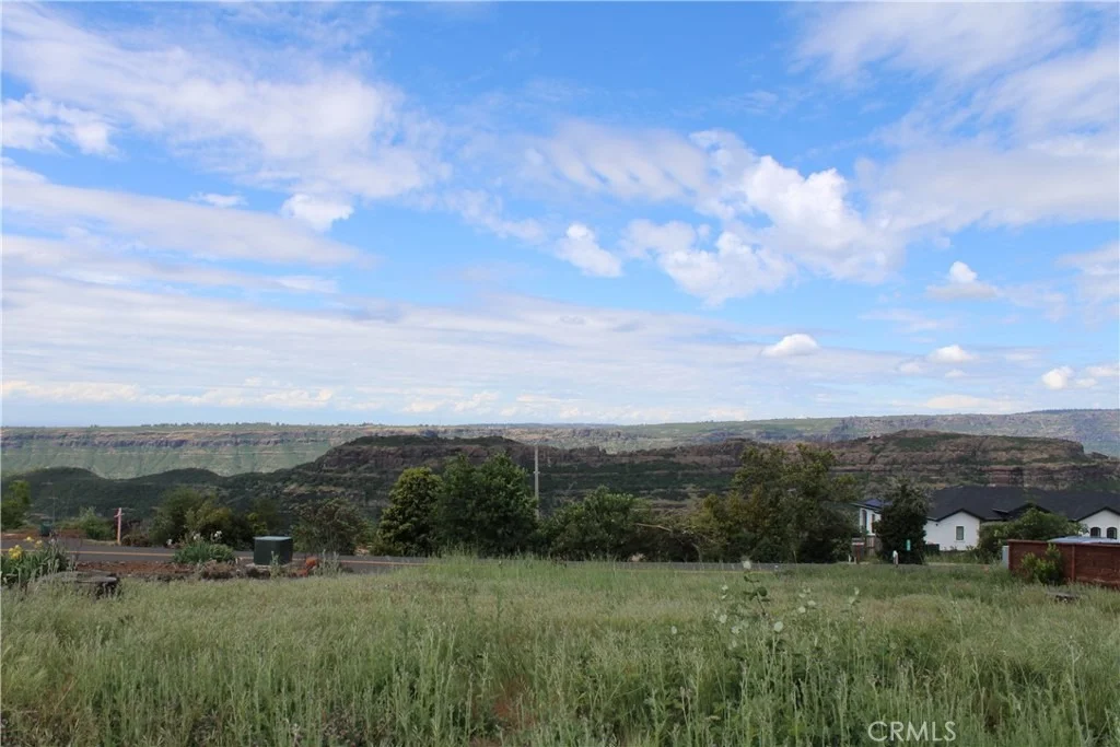 Photo of 6096 Cliff