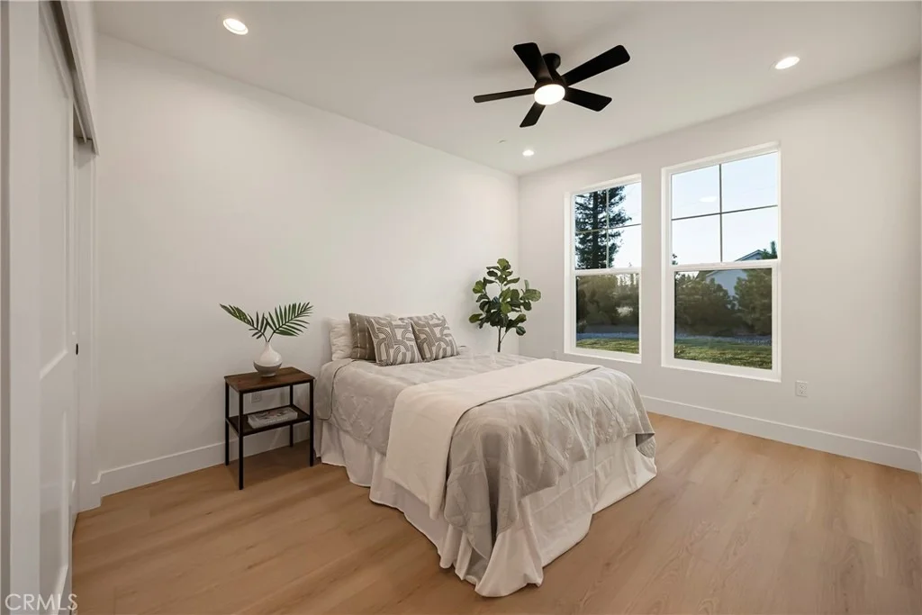 Photo of 1095 Fairview Drive