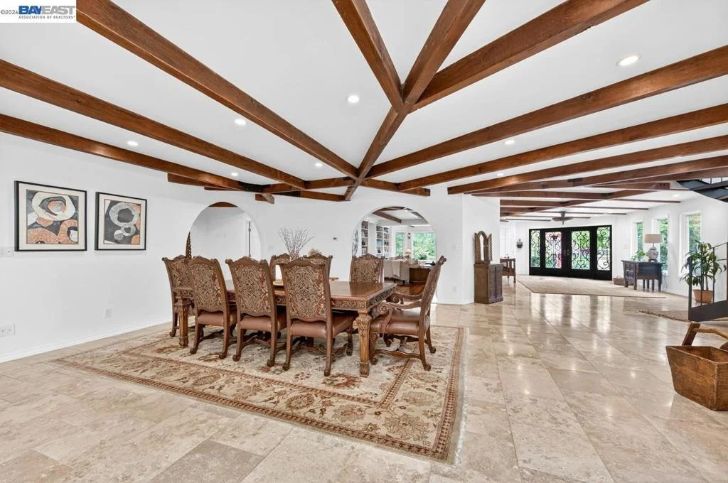 Photo of 35655 Palomares Rd