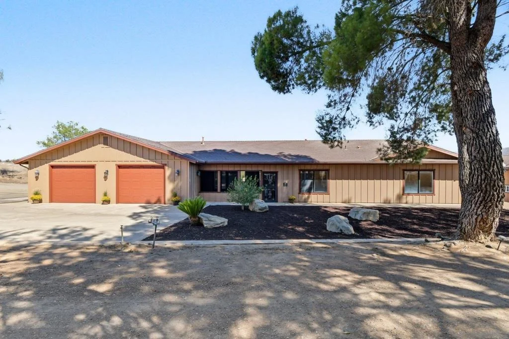 Photo of 333 Thomsen Way