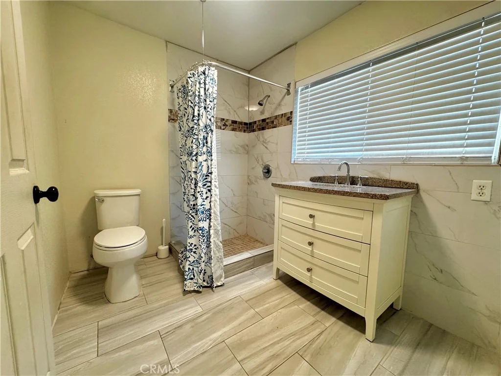 Photo of 2775 Duncan Road