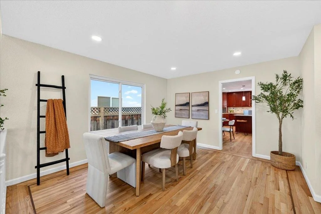 Photo of 292 Apricot Lane