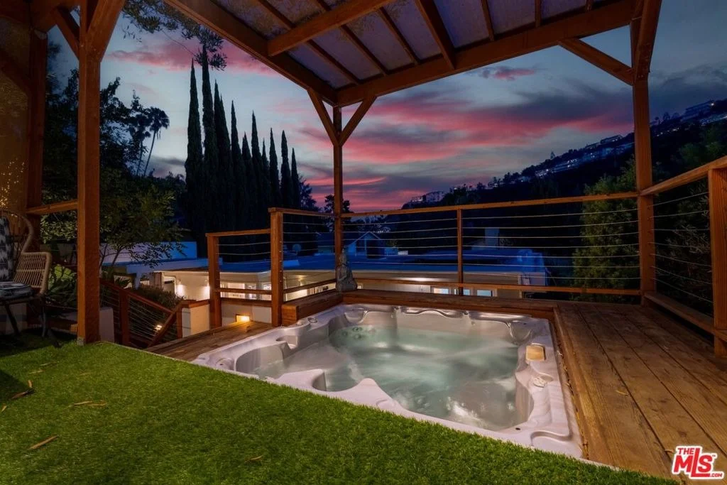 Photo of 7561 Devista Drive