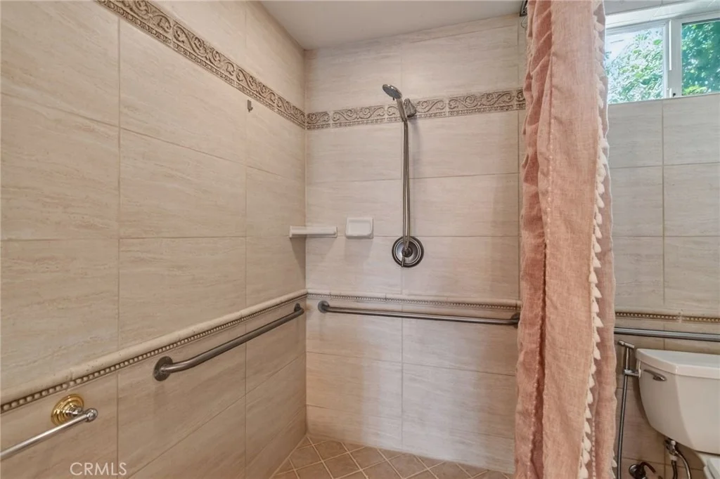 Photo of 2732 Mary Street