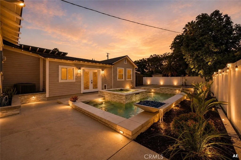 Photo of 3364 Cedar