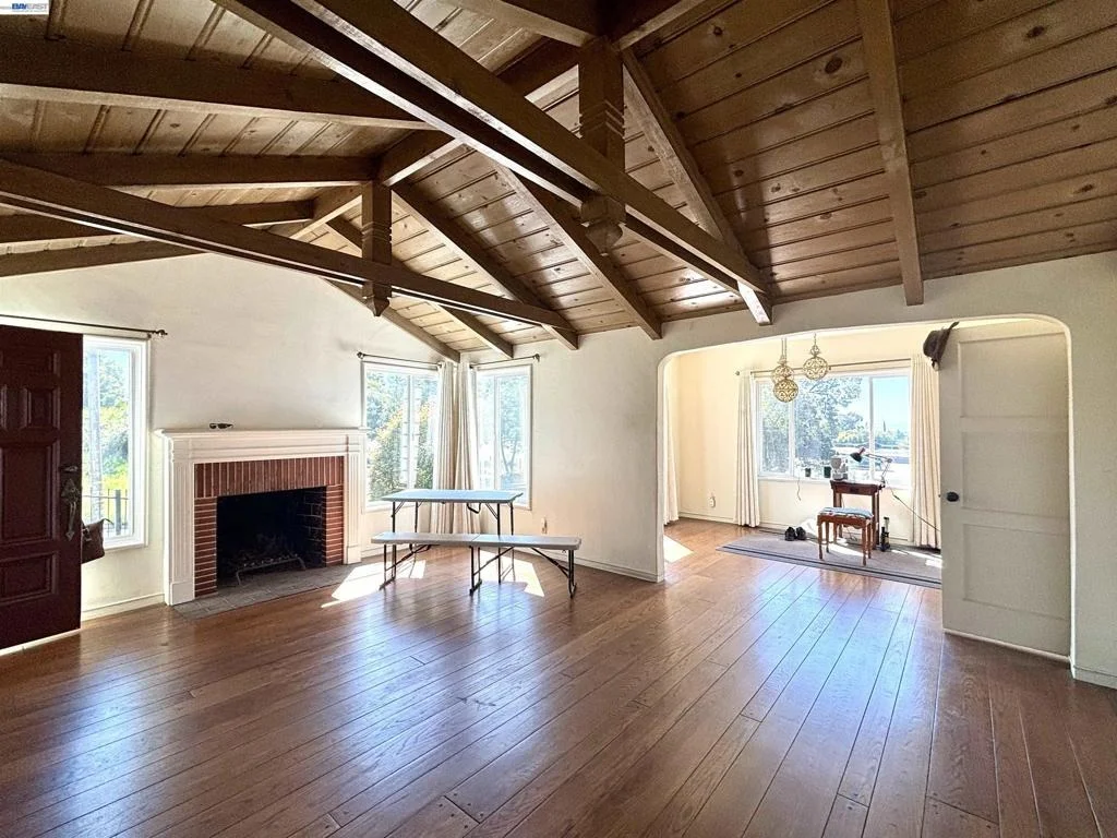 Photo of 4101 Mountain View Ave