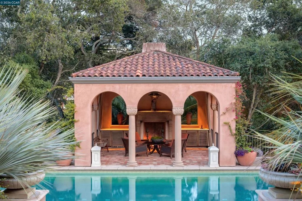 Photo of 280 Indian Rd