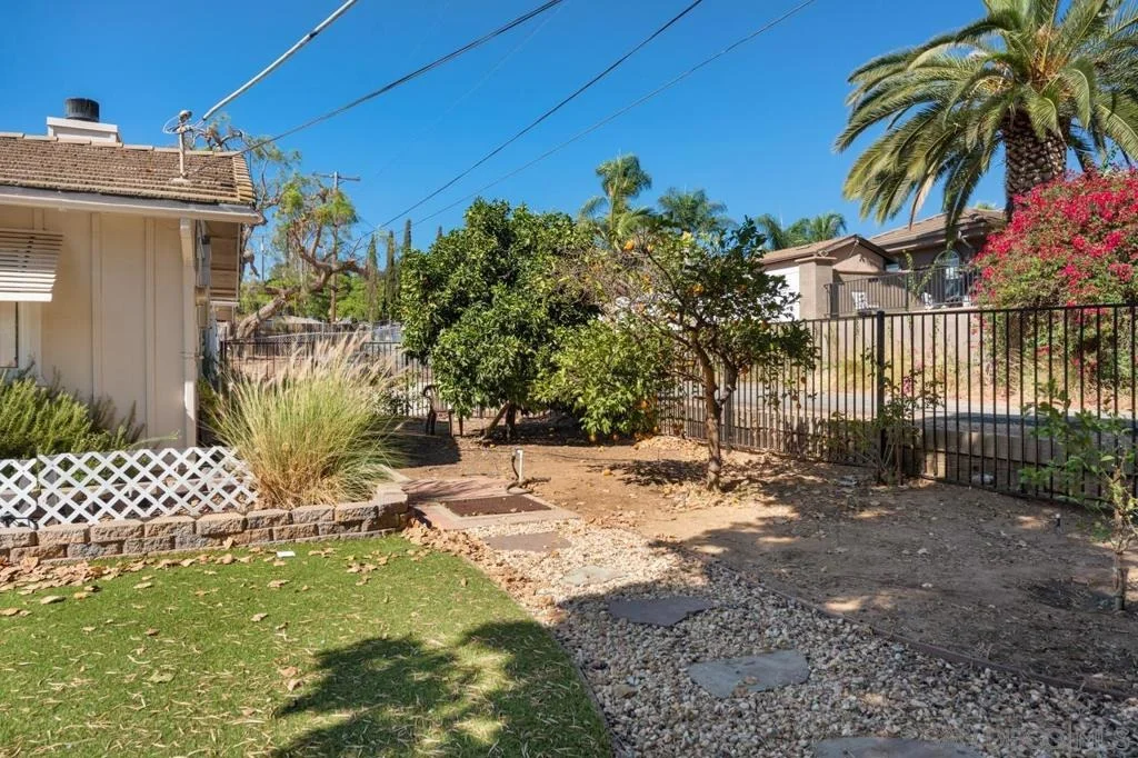 Photo of 1242 Hillcrest Lane