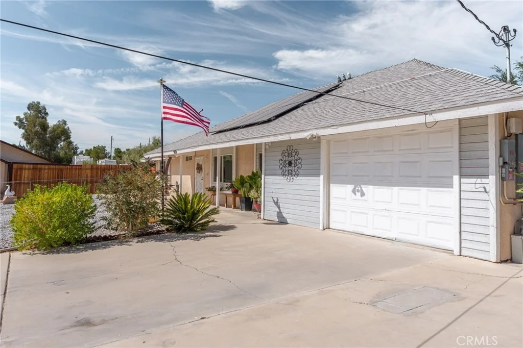 Photo of 9172 Jacaranda