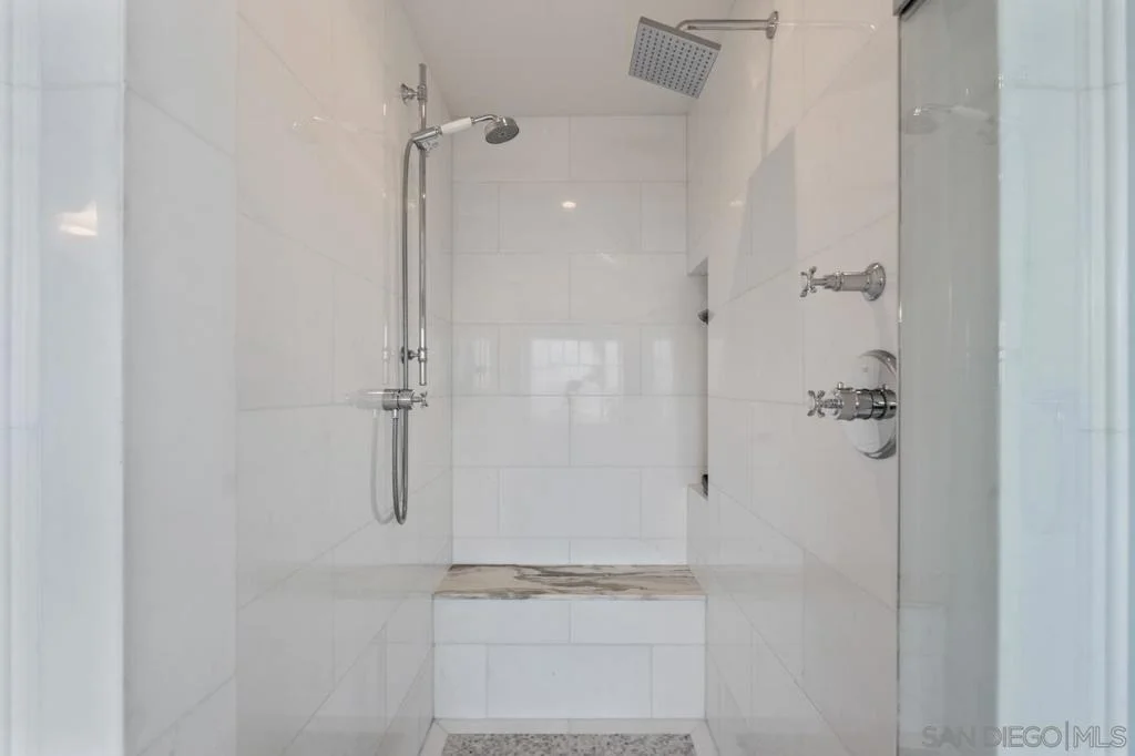 Photo of 3929 Alameda Dr