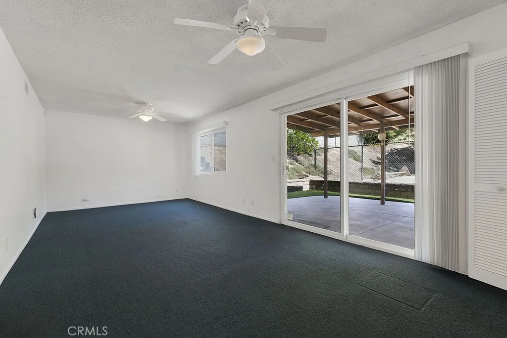 Photo of 10568 Des Moines