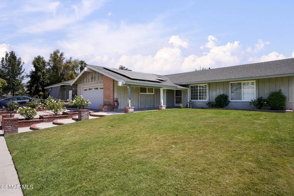 Photo of 2482 Gayle Place