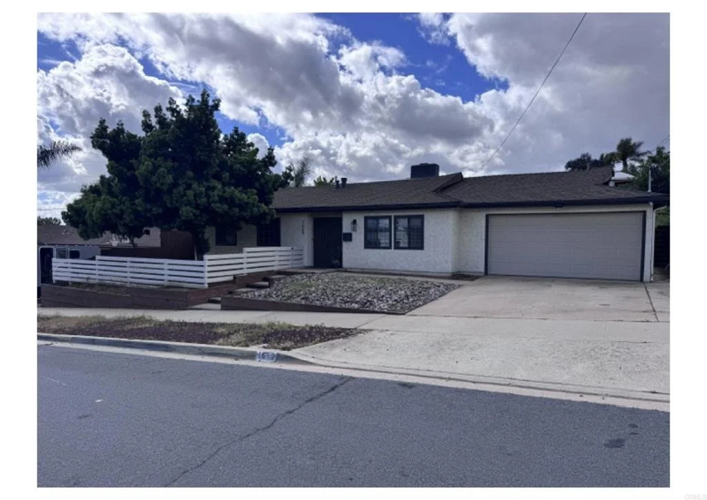 Photo of 1660 Meadow Road