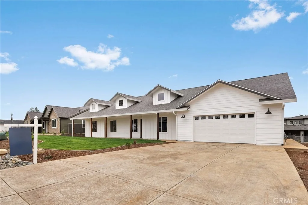 Photo of 722 Madrone Way