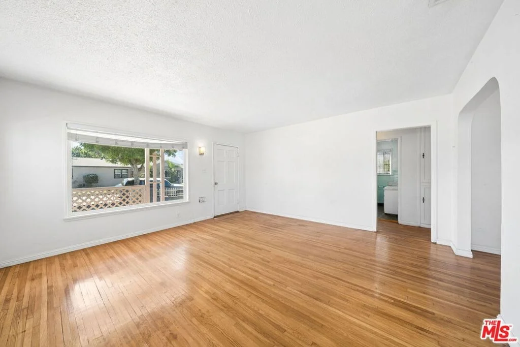 Photo of 601 W Arbutus Street