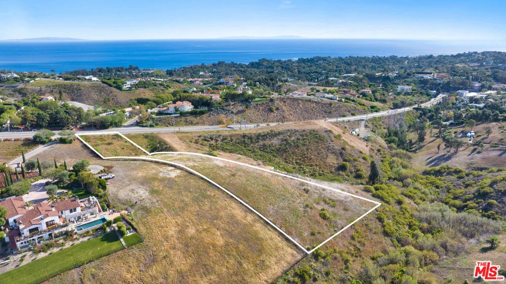 Photo of 5981 Kanan Dume Road