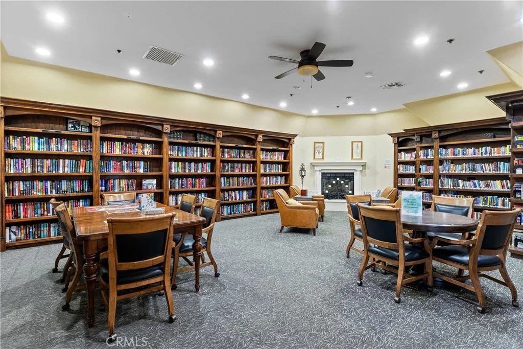 Photo of 40145 Colony
