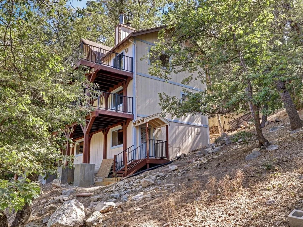 Photo of 214 S Fairway Drive