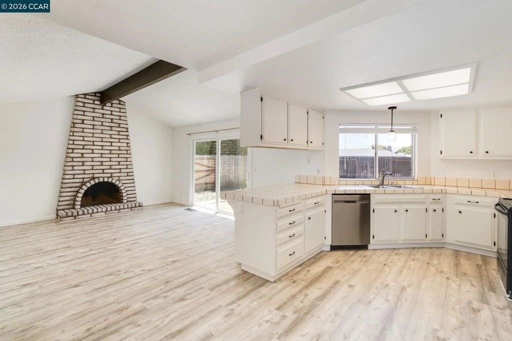 Photo of 4975 Silverado Dr