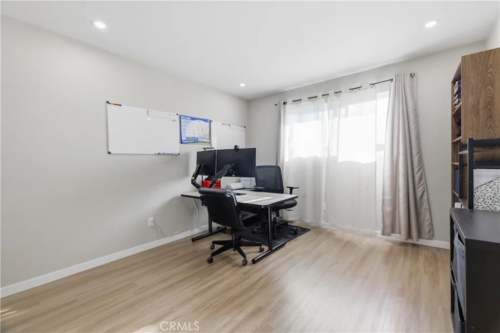 Photo of Unit 28 at 5535 Ackerfield Avenue