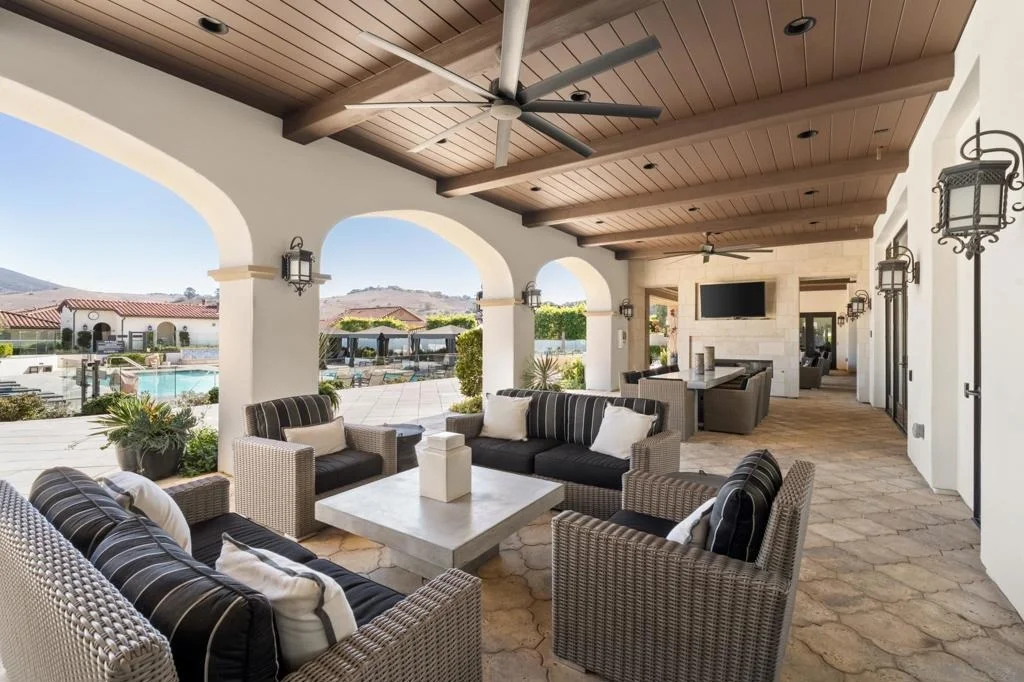 Photo of 7964 Auberge Circle