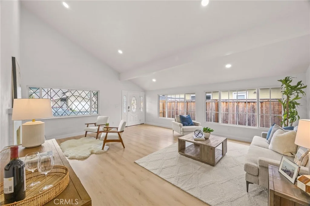 Photo of 14892 Braeburn