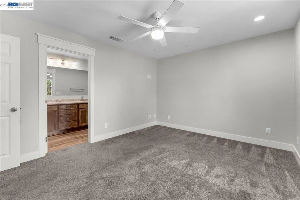 Photo of 2584 Reservoir Ln