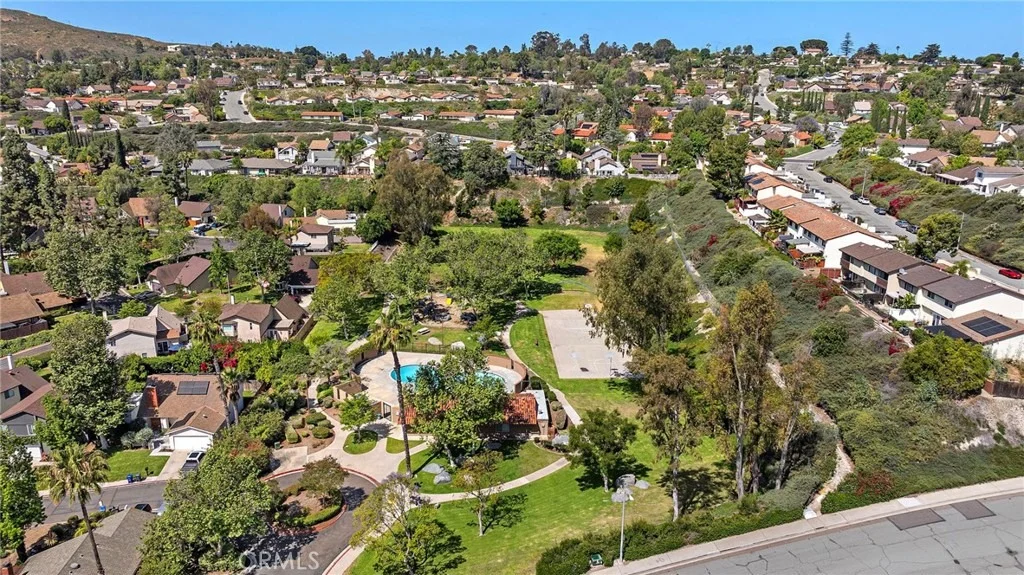 Photo of 2928 Highlands