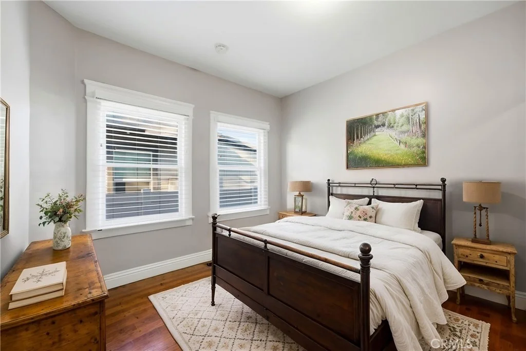 Photo of 3364 Cedar