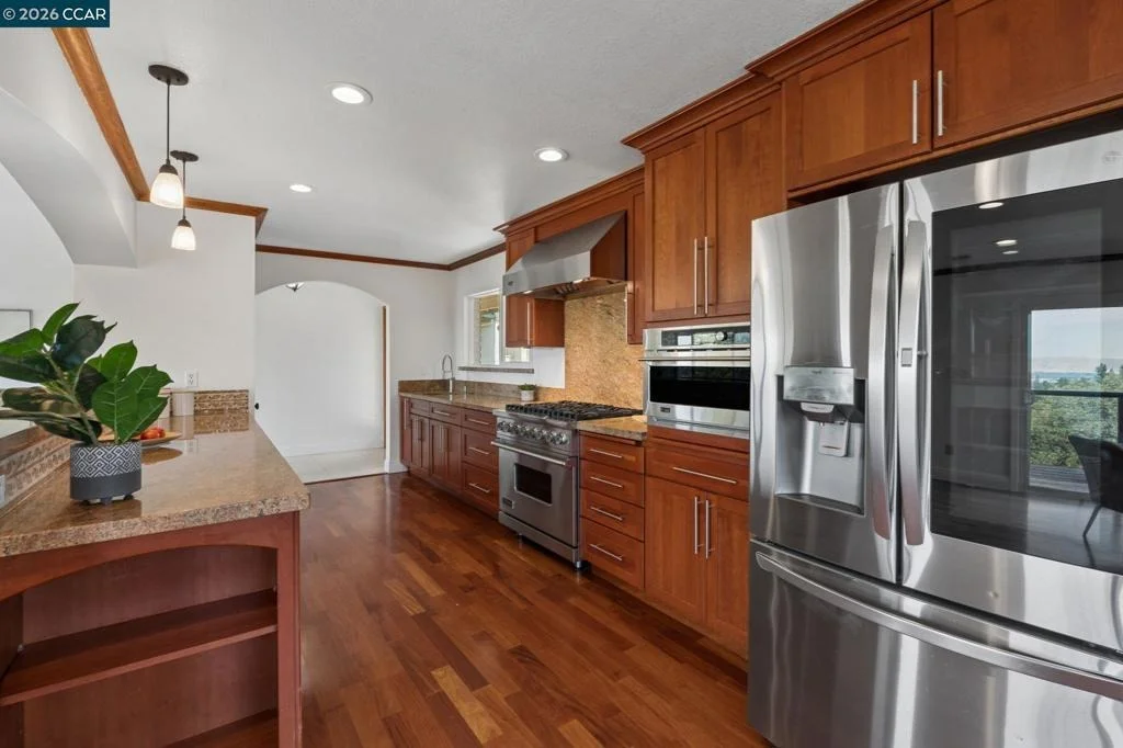 Photo of 61 St. Thomas Ln