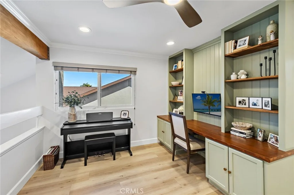 Photo of 25392 Neptune Drive