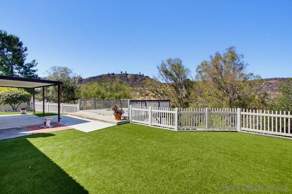 Photo of 2499 Windmill View Road