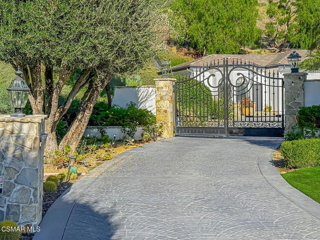 Photo of 1266 Heritage Place