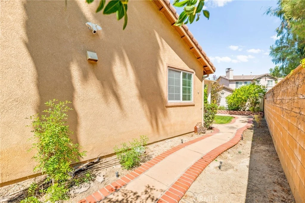 Photo of 39894 Camden Court