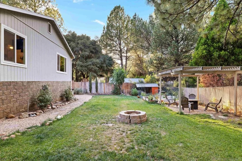 Photo of 28960 Cedar Lane
