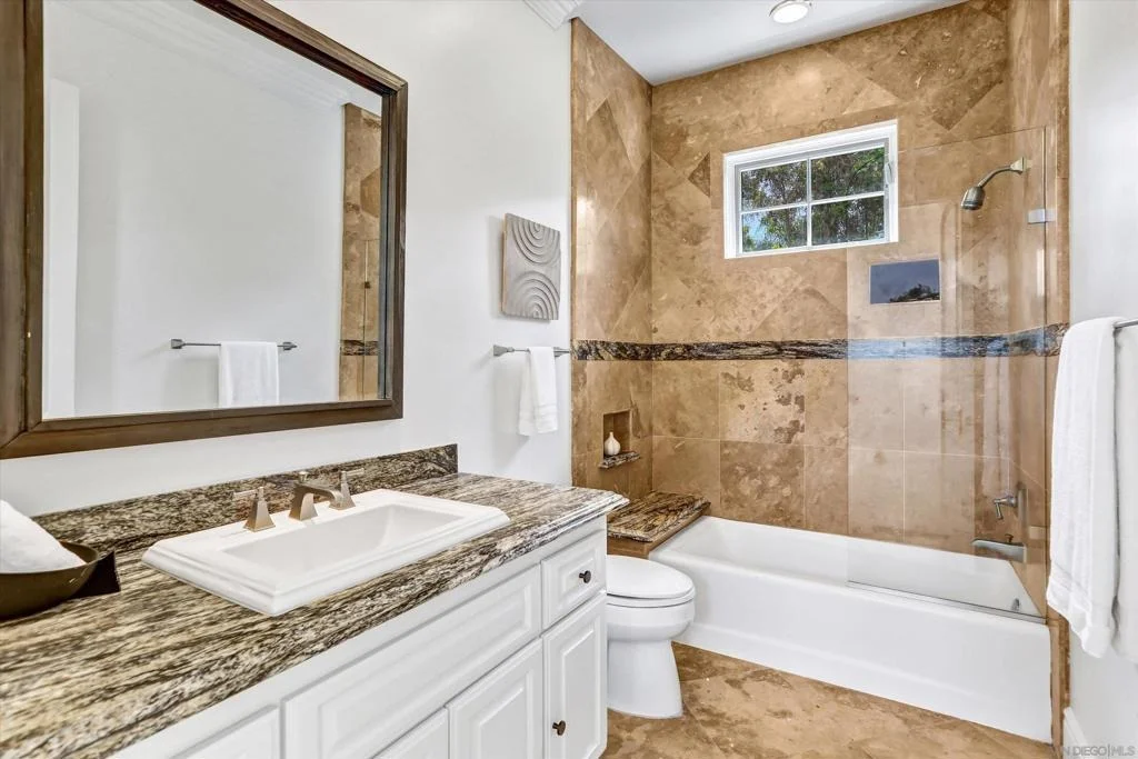 Photo of 6102 Avenida Alteras