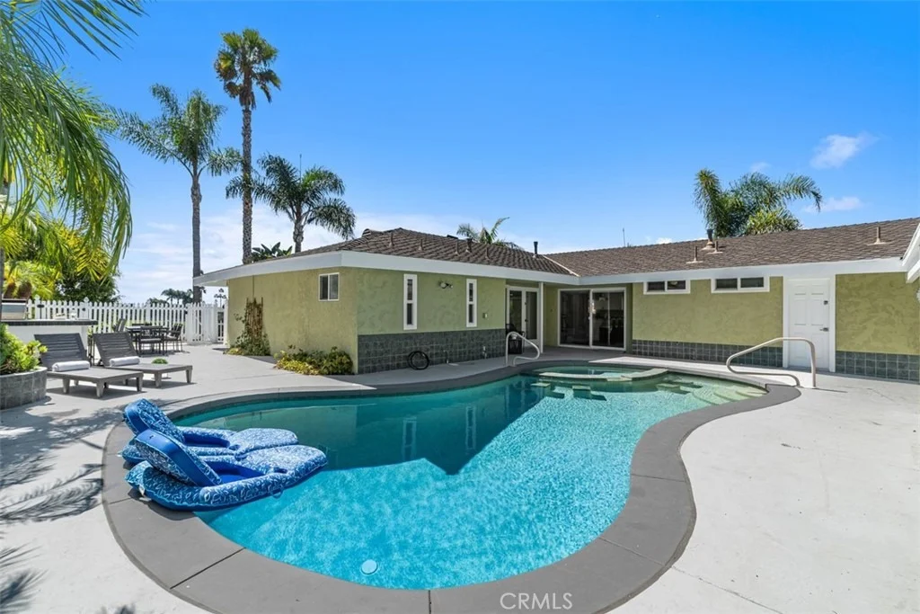 Photo of 2820 Via Montecito