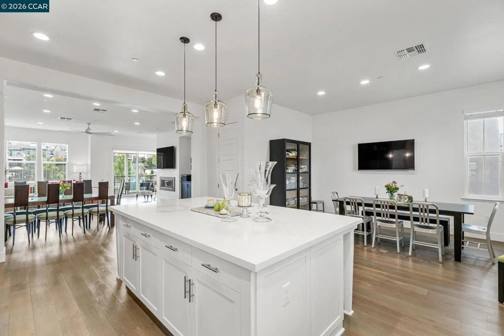 Photo of 7195 Calistoga Ln