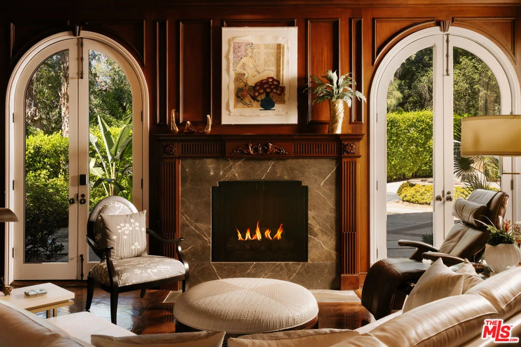Photo of 2700 Benedict Canyon Drive