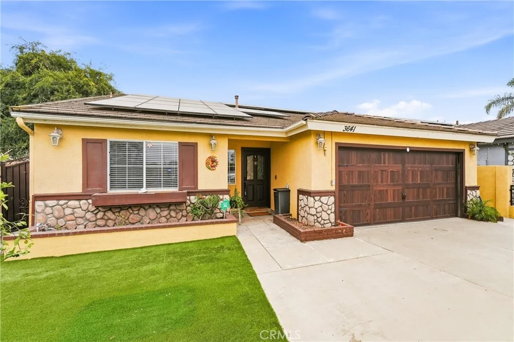 Photo of 3641 Rhodes