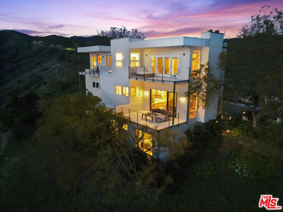 Photo of 2727 Corral Canyon Road