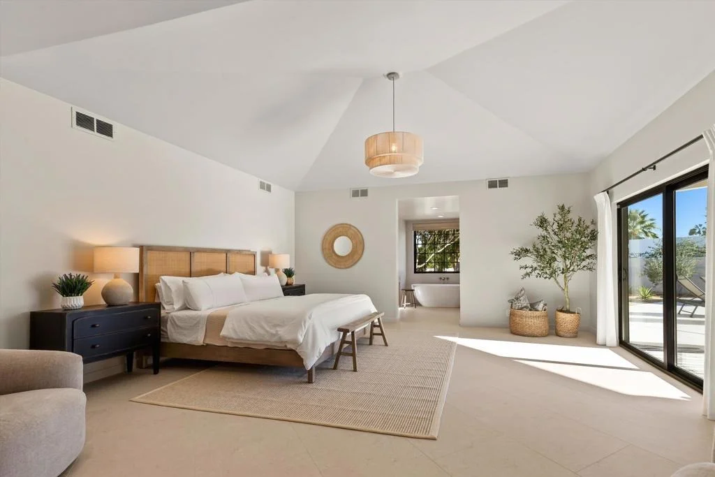 Photo of 45580 Williams Road