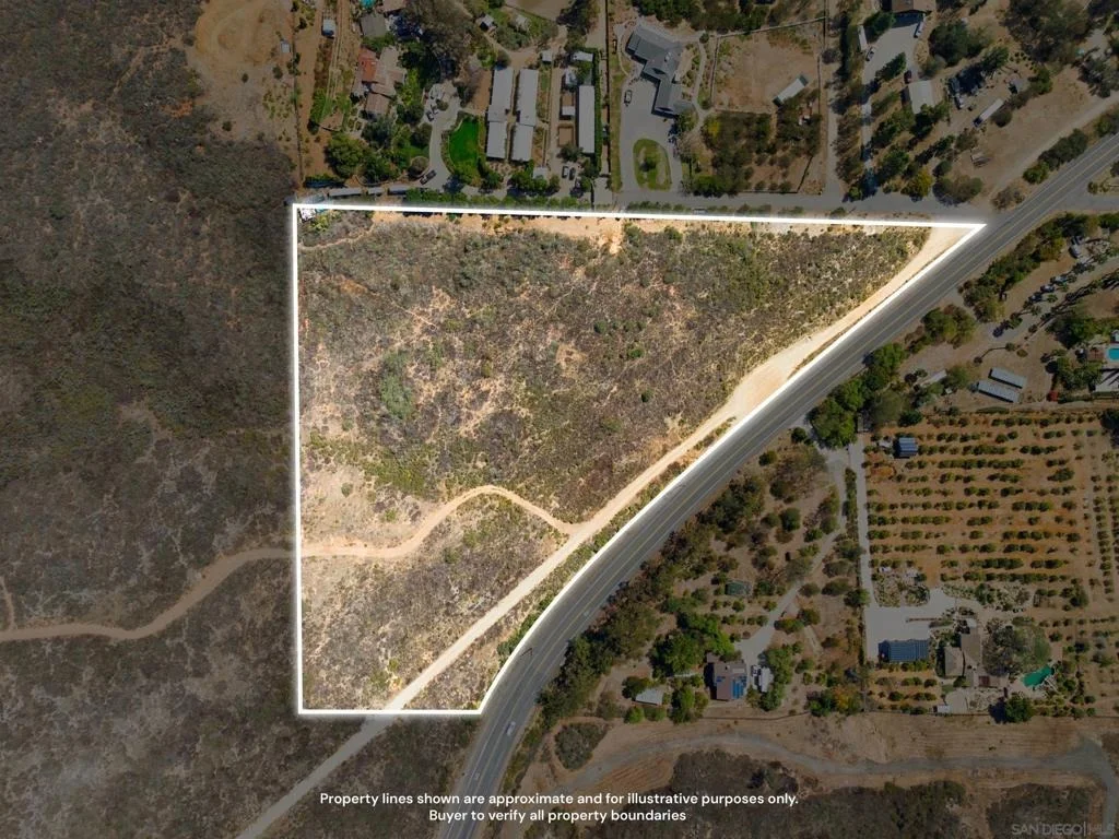Photo of 20753 Elfin Forest Rd