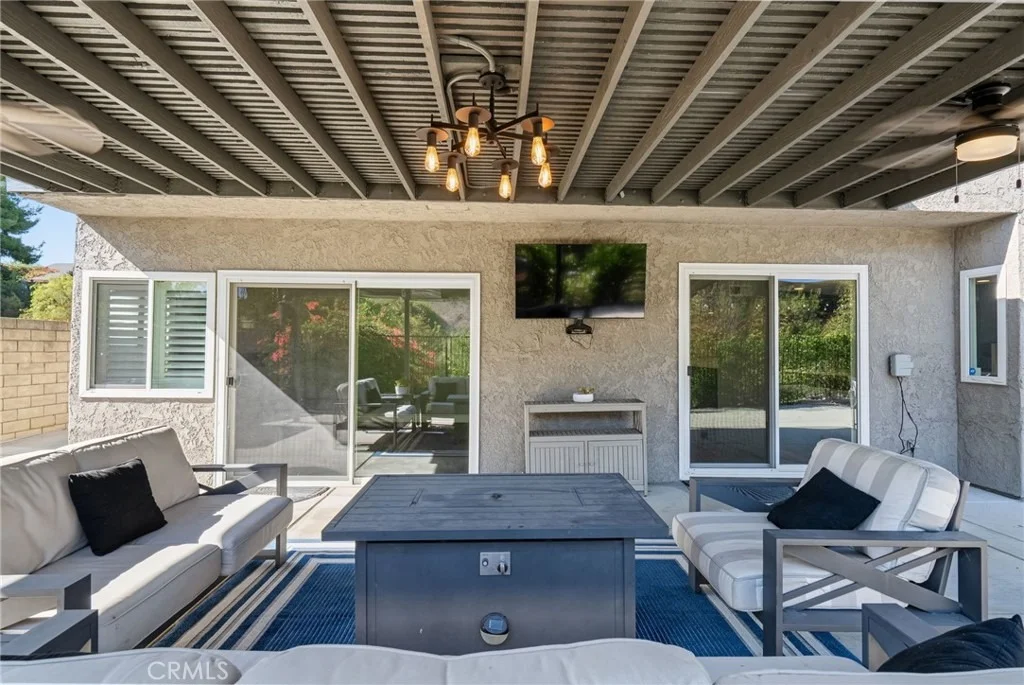 Photo of 902 Calle Carrillo